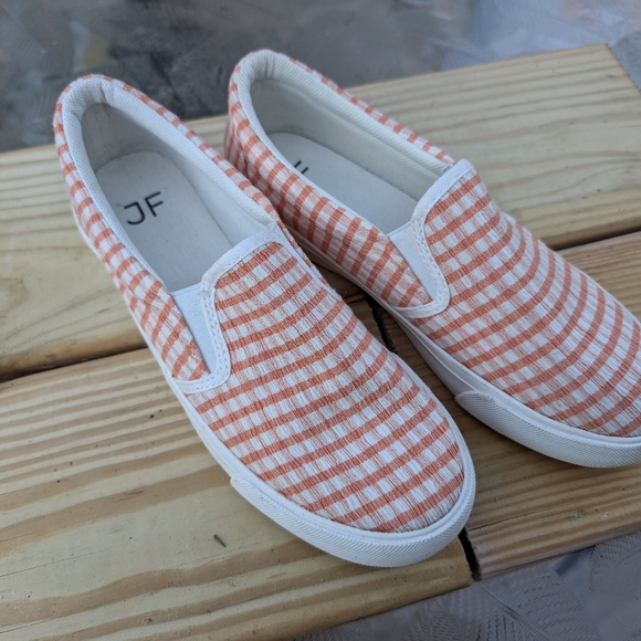 Just Fab size 6. Lexy slip-ons - Picture 6 of 10